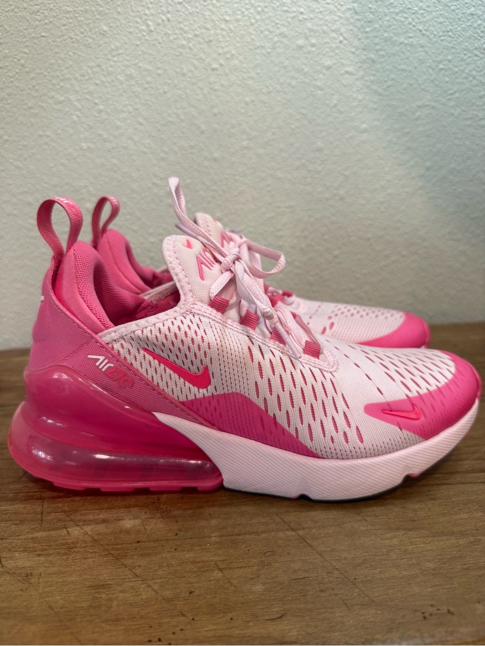 Nike Air Max 270 Girls 4.5Y Pink White Running Sneakers Shoes EUC